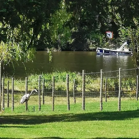 Le Ponton Des Sympetrums Aurec-Sur-Loire
